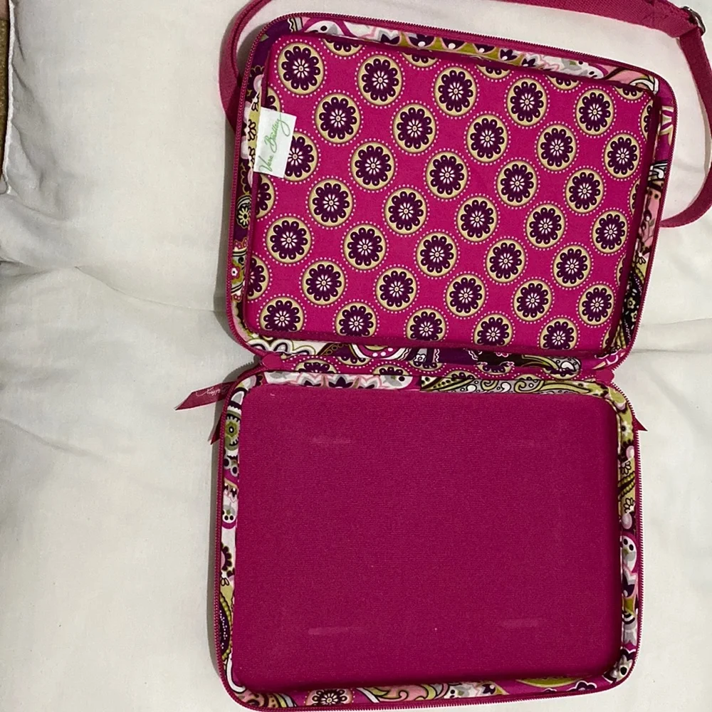 Vera Bradley IPad case. 12x8 inside. Hot pink paisley pattern.